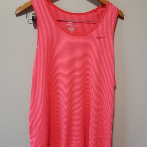 Nike dri fit tank top M - Picture 4 of 7